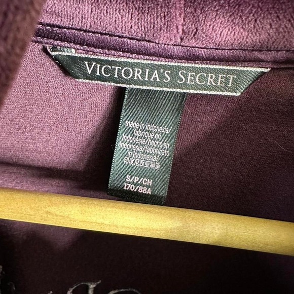 Victoria's Secret Velour Full Zip Hoodie  Purple Logo Cropped Size S #velvet - Picture 4 of 8